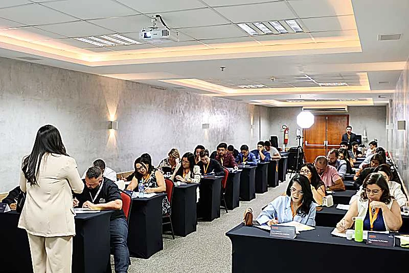 Treinamento para trabalho em equipe em Formosa